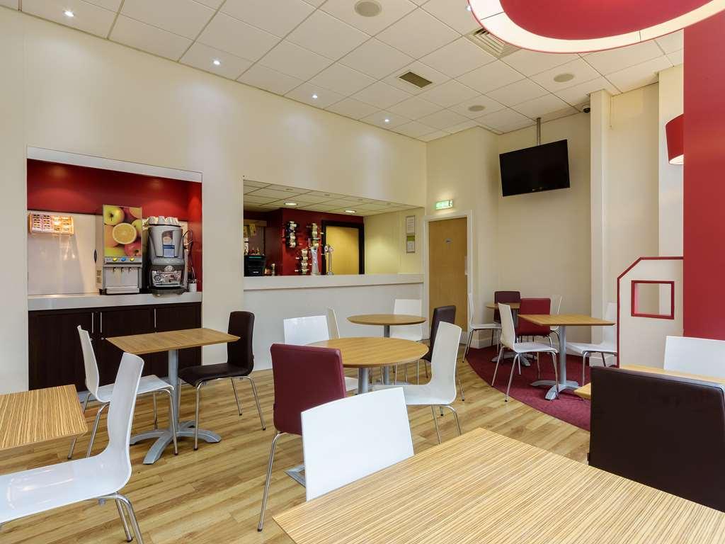 Travelodge Leeds Central ร้านอาหาร รูปภาพ