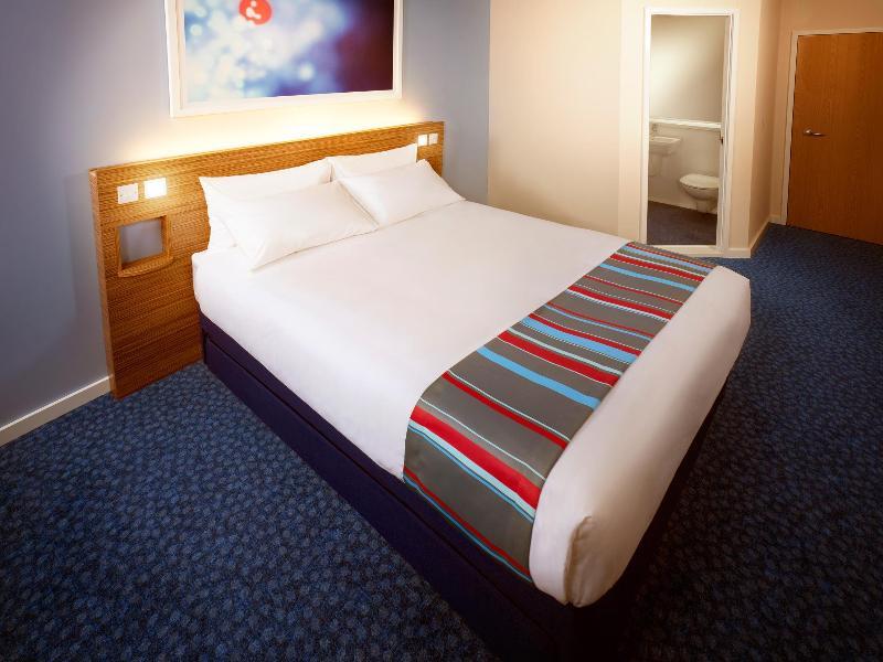 Travelodge Leeds Central ภายนอก รูปภาพ